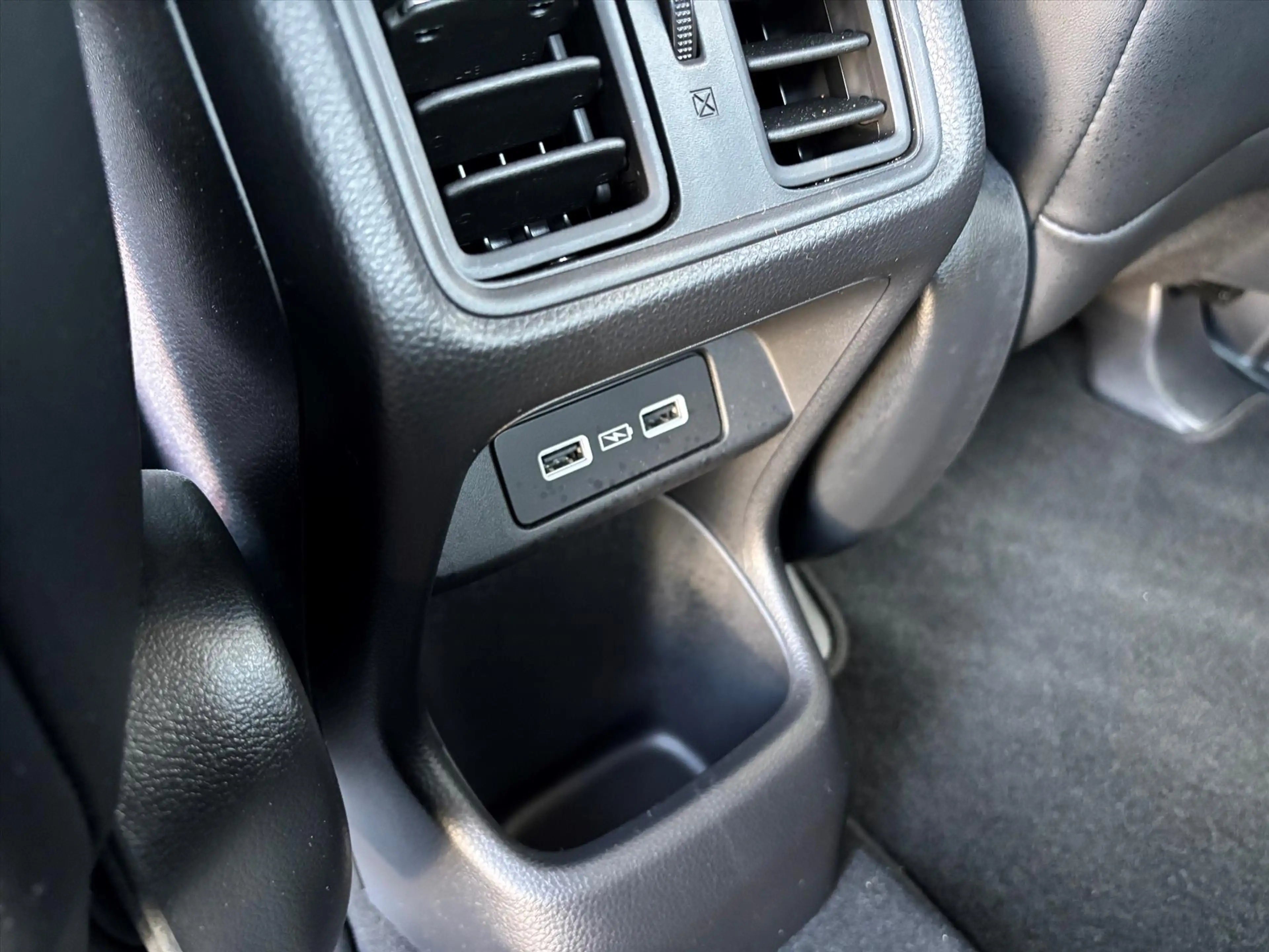 Honda HR-V 1.5 e:HEV Hybrid Advance | PDC | Navi | P.Cam — photo 8