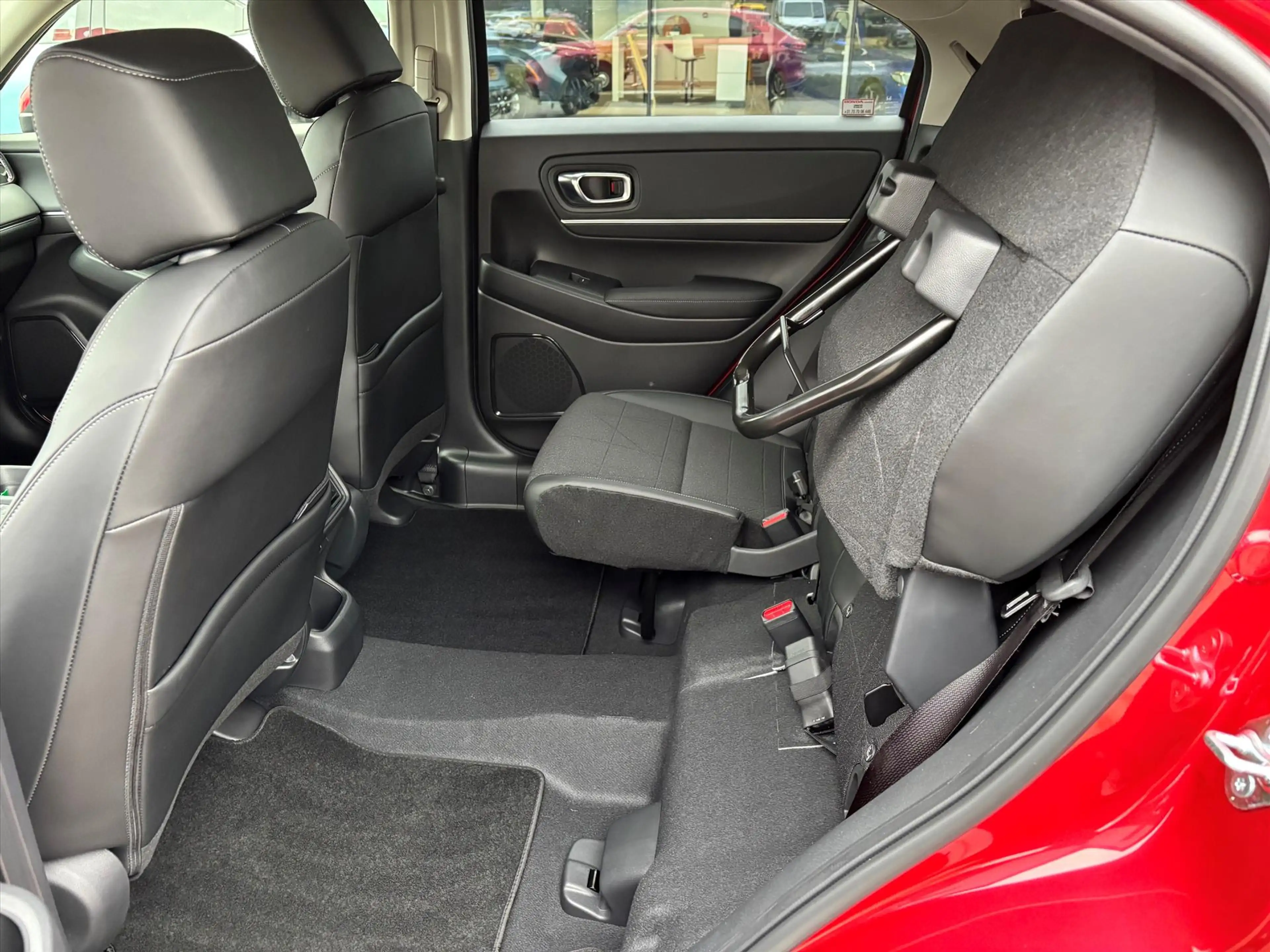 Honda HR-V 1.5 e:HEV Hybrid Advance | PDC | Navi | P.Cam — photo 7