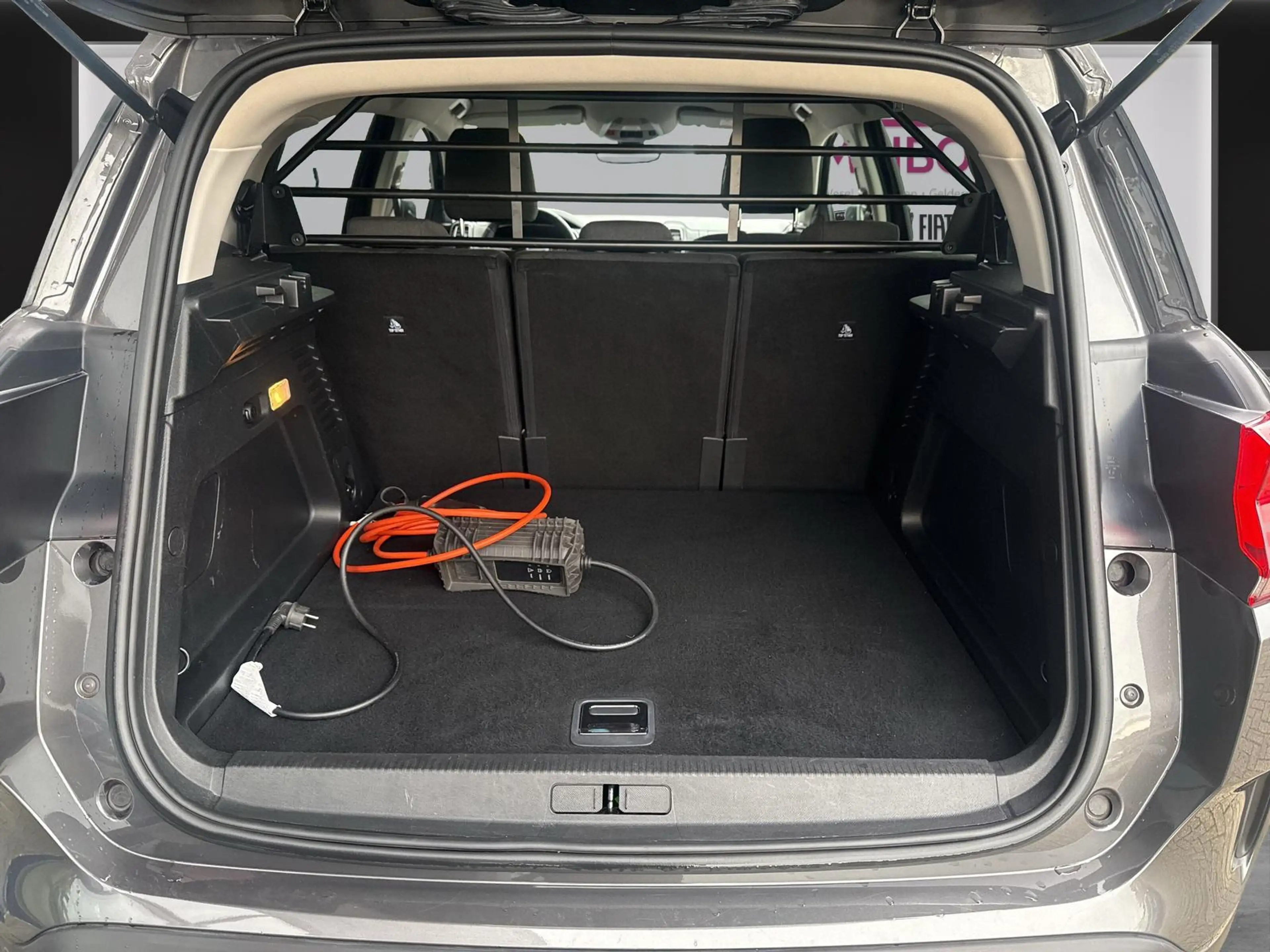 Citroen C5 Aircross Feel Pack Hybrid — photo 8