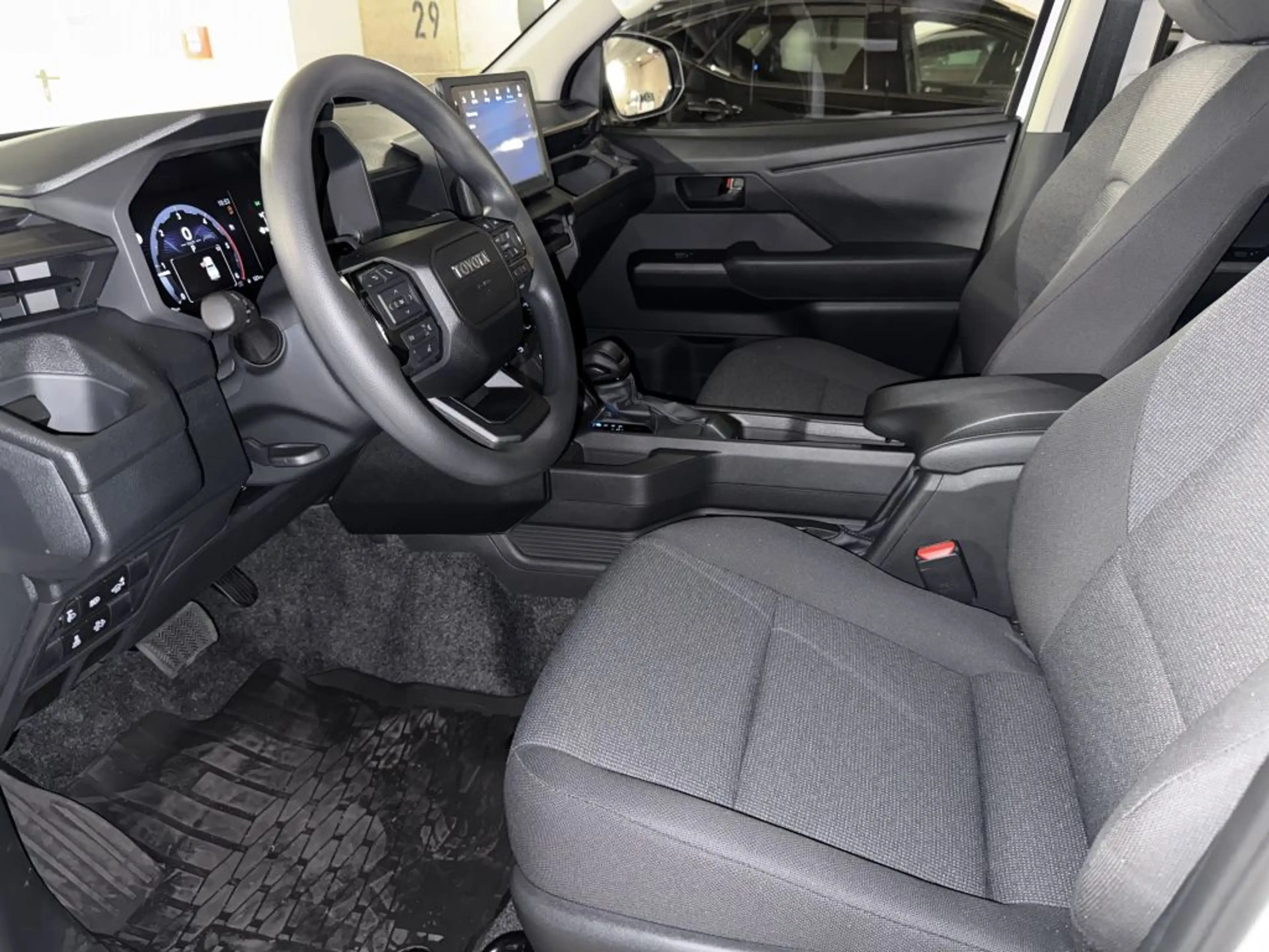 Toyota Hilux 2.8 Mild-Hybrid Duty MY2026,ACC,LED,Kamera,sofort — photo 8