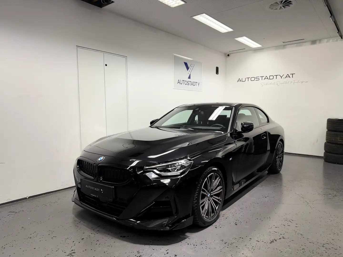 BMW 220 220 i M Sport Schwarz - 2