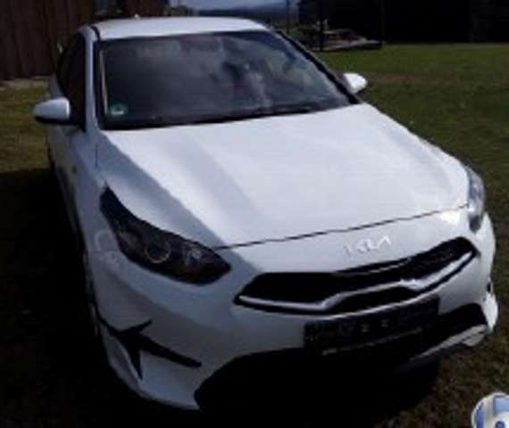 Imagine Kia Ceed / cee'd Edition 7 Spurassist DAB Tempomat Klima PDC