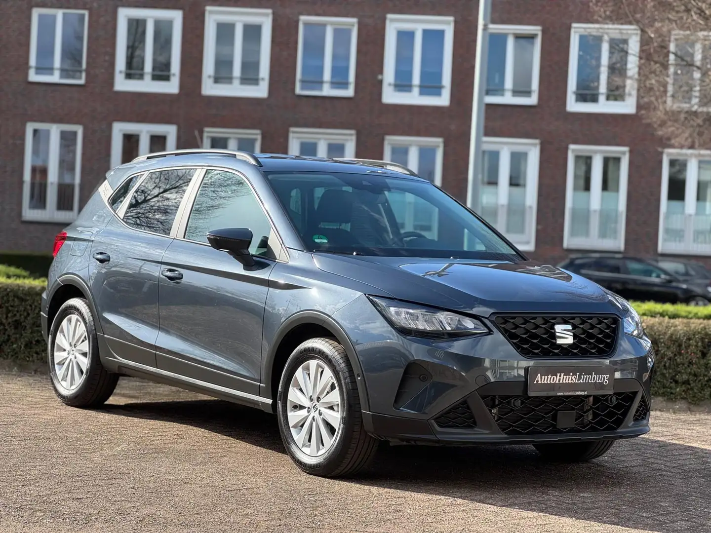 SEAT Arona 1.0 TSI Style Business Connect|Carplay|Automaat|Na Grijs - 2