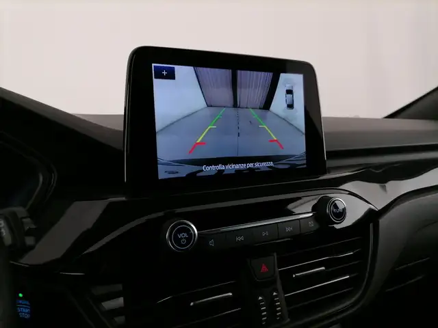 Ford Kuga view 17