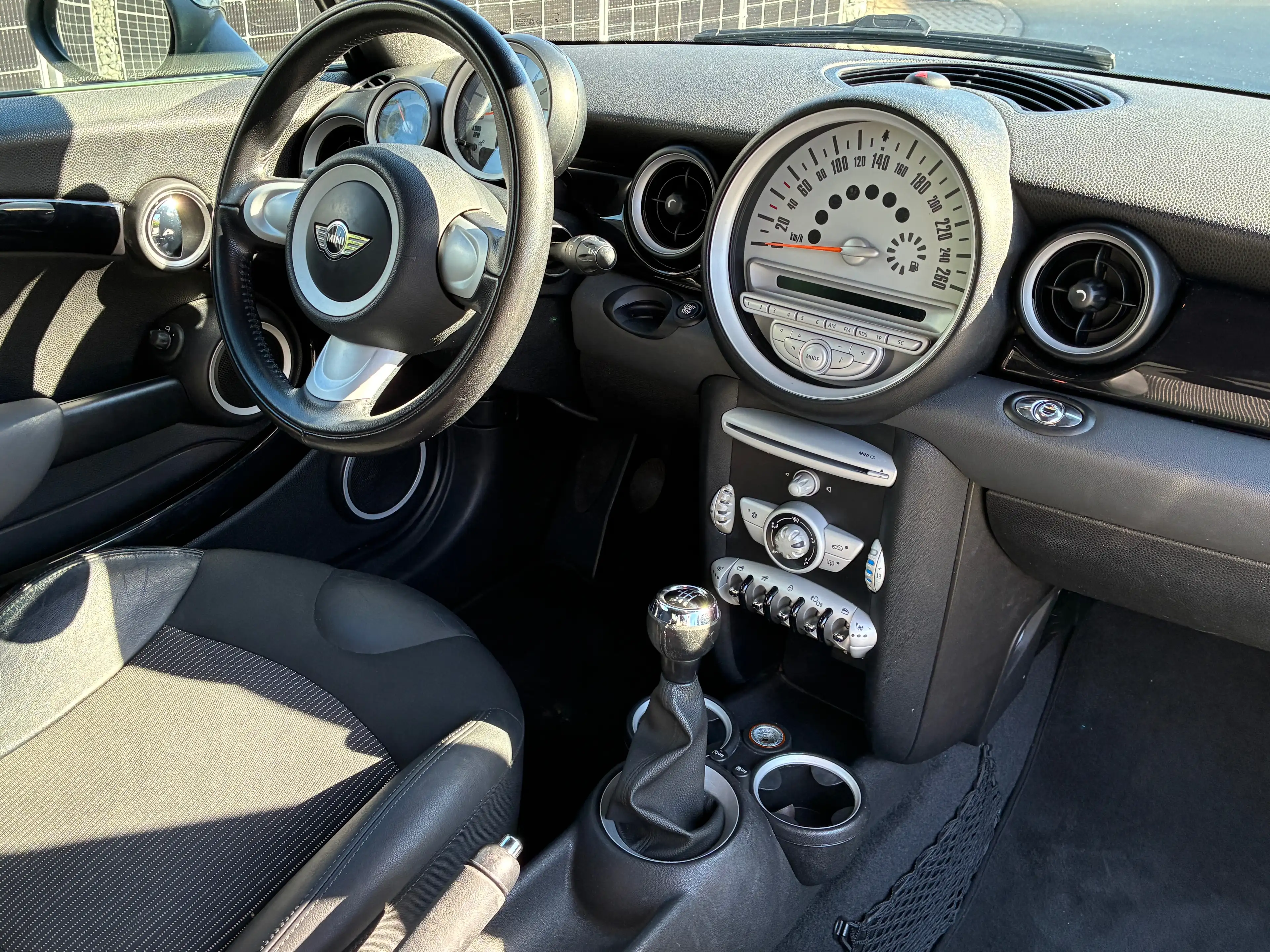 MINI Cooper Cabrio Cooper / Teilleder / Sitzheizung — photo 7