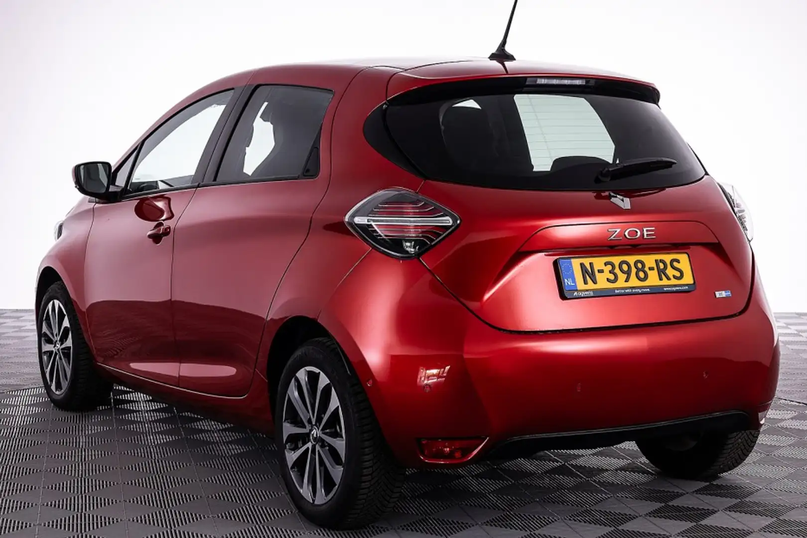 Renault ZOE R135 Intens 52 kWh | SOH 97% *KOOPACCU* ✅ 1e Eigen Rood - 2