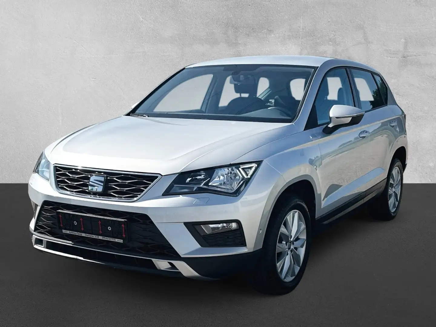 SEAT Ateca 1.4 TSI Style Klima Navi Einparkhilfe Sitzheizung Silber - 1
