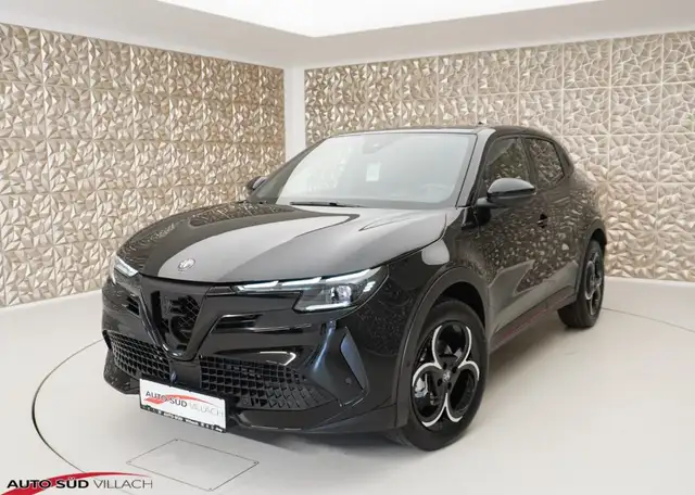 Alfa Romeo Junior SPECIALE Ibrida  1.2 145PS Hybrid eDCT6 + T