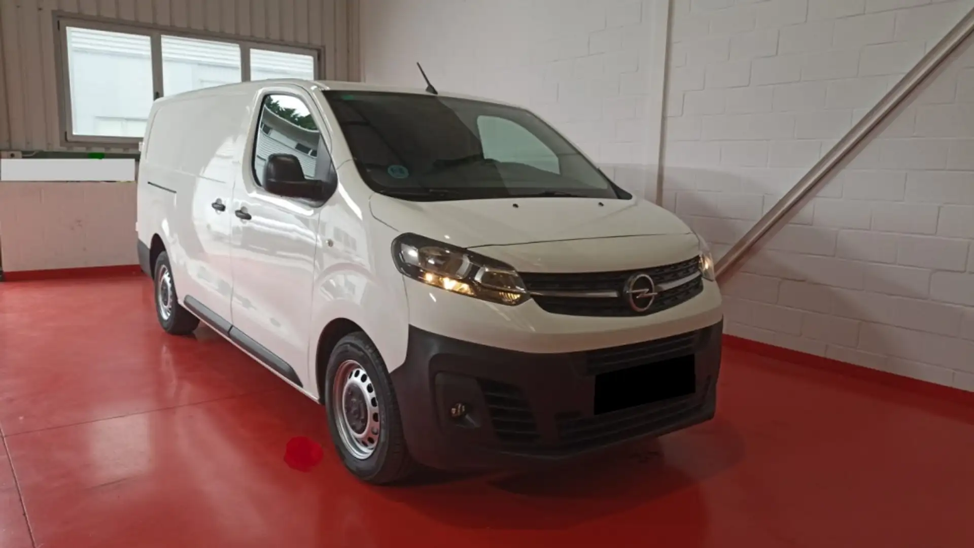 Opel Vivaro DCb. 2.0D L Carga Incrementada Express 120 Blanc - 2