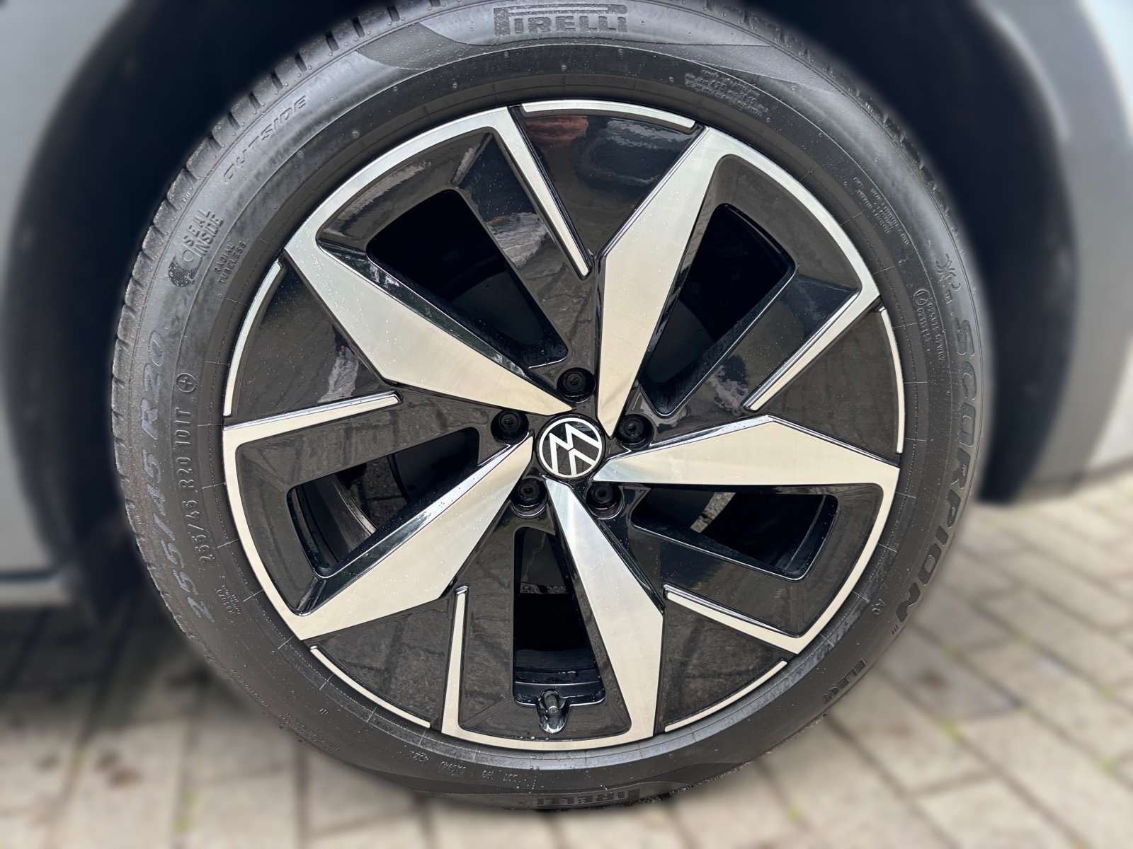 Volkswagen ID.5