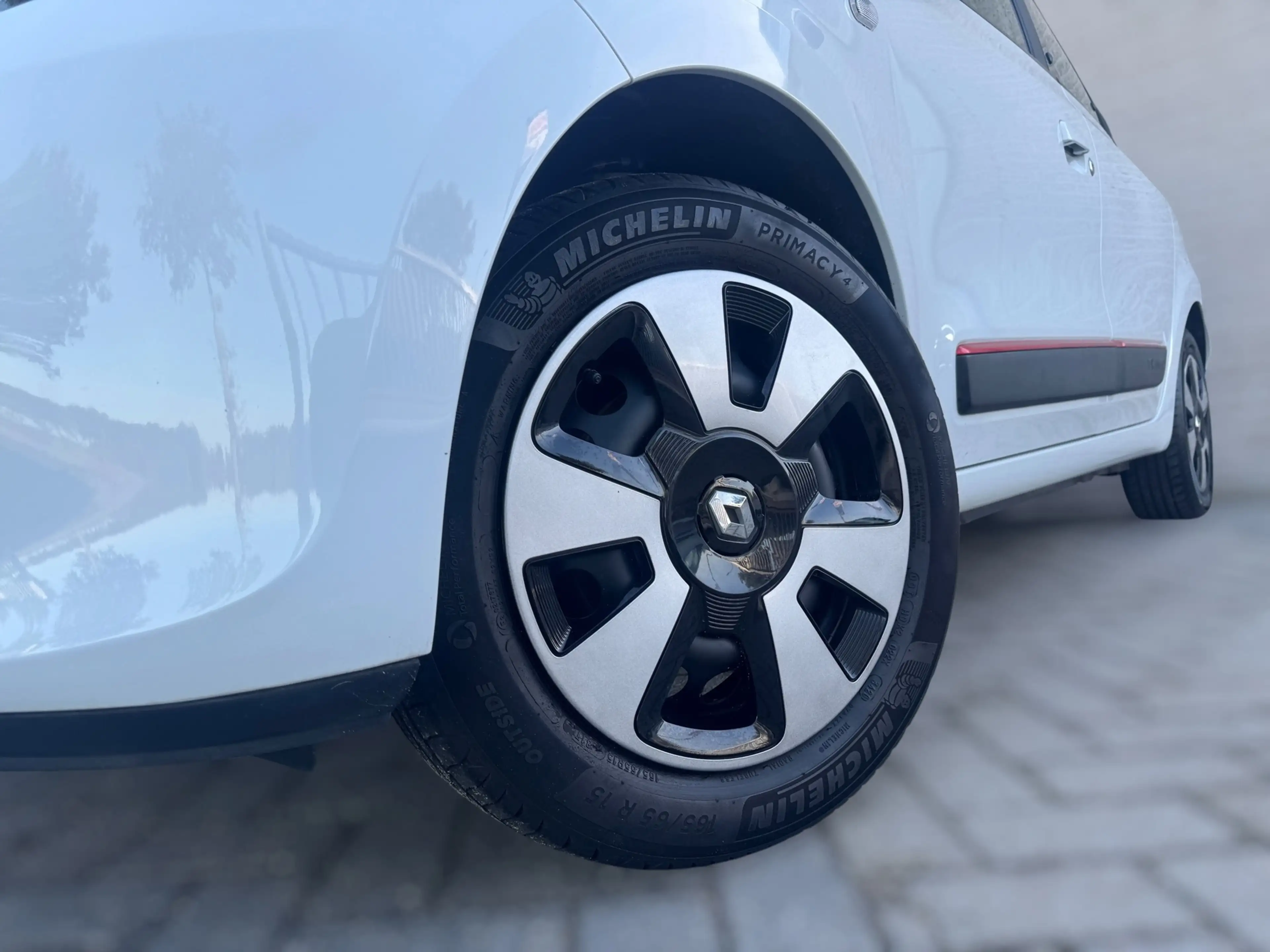 Renault Twingo 1.0 SCe Collection NL AUTO / GOED ONDERHOUDEN / AI — photo 3
