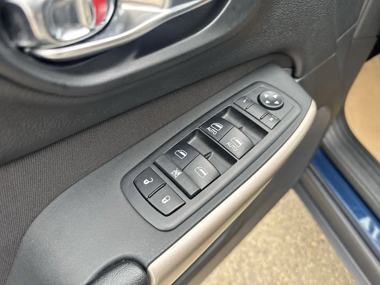 Jeep Cherokee photo Jeep Cherokee