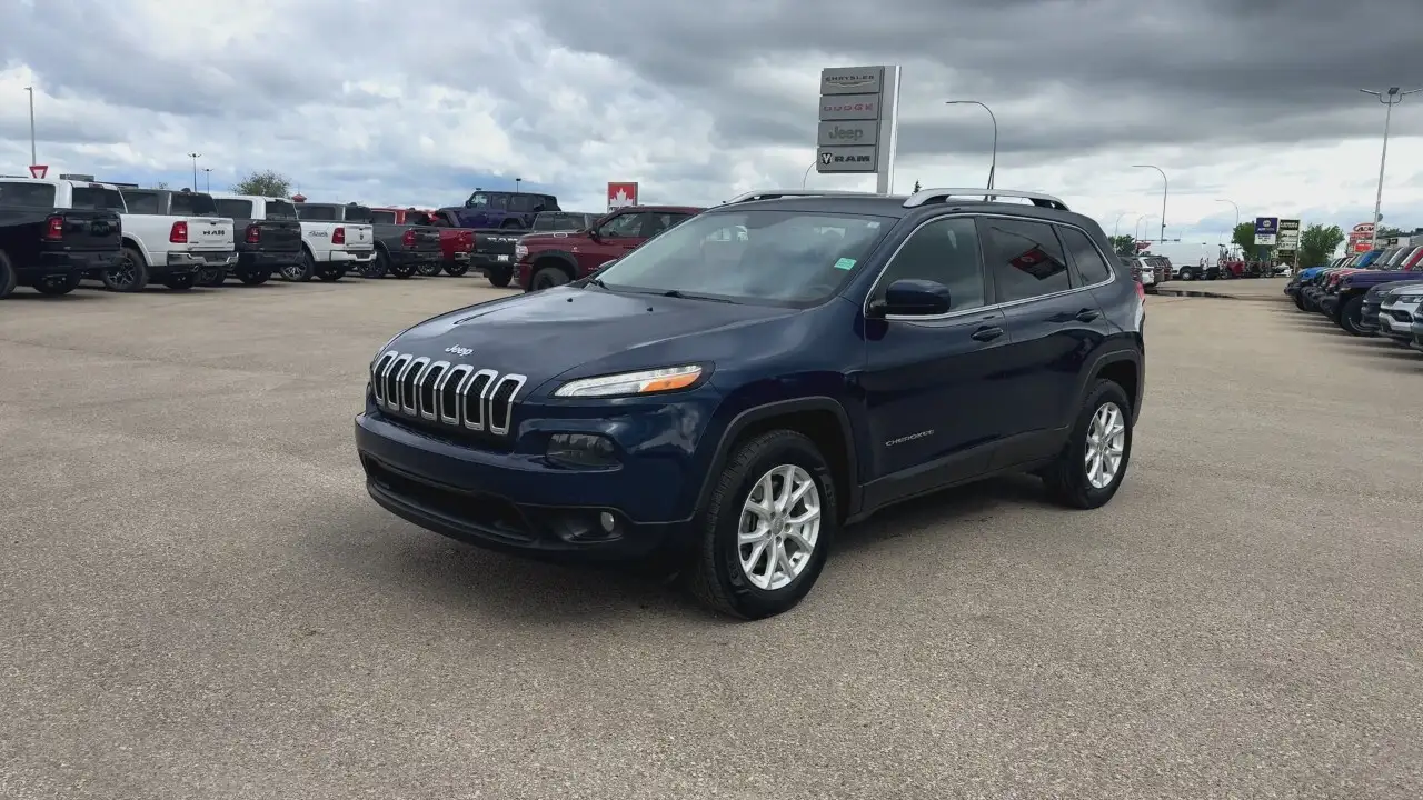 Jeep Cherokee photo Jeep Cherokee
