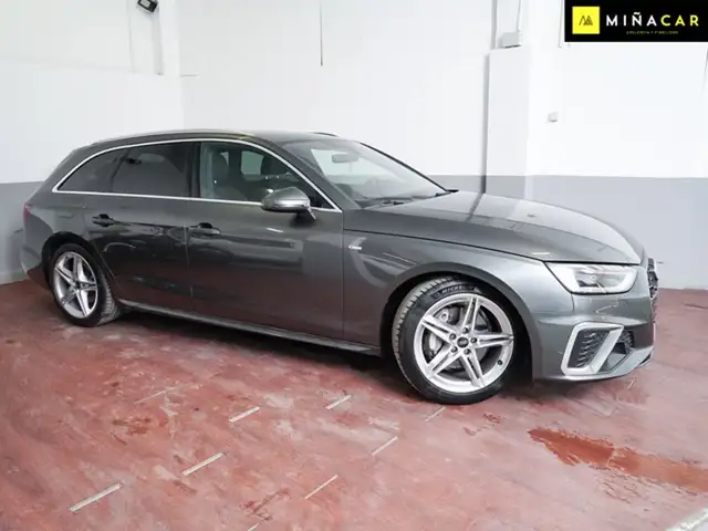 Audi A4 view 2