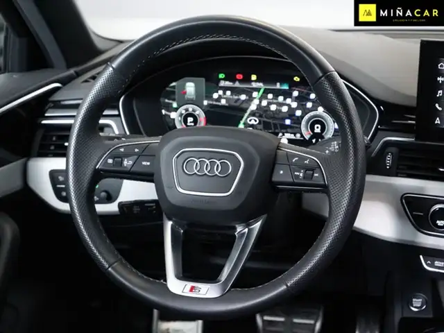Audi A4 view 15