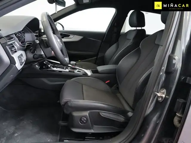 Audi A4 view 6