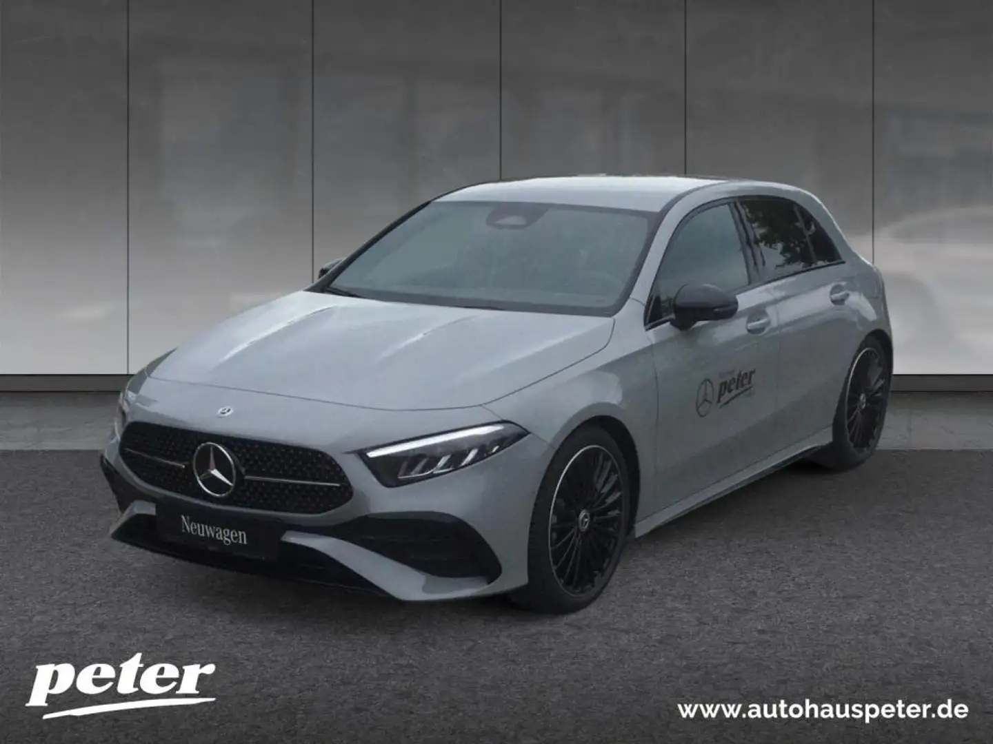 Mercedes-Benz A 180 d Kompaktlimousine AMG, Nigt Paket, AHV Grau - 1