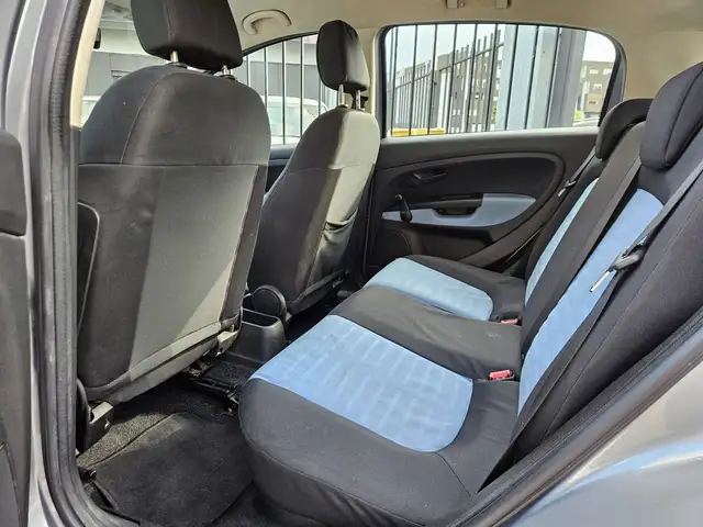 Fiat Grande Punto view 11