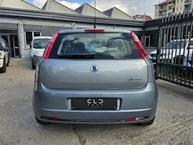 Fiat Grande Punto view 5