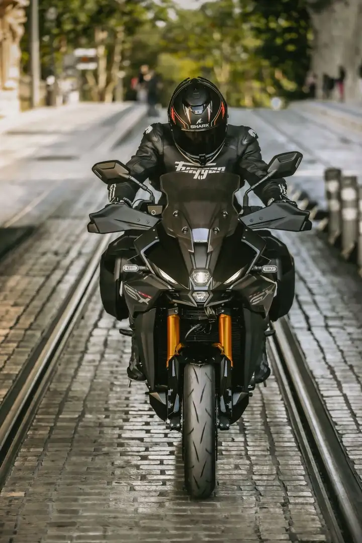 Suzuki GSX-S 1000GX Travel Edition Černá - 2