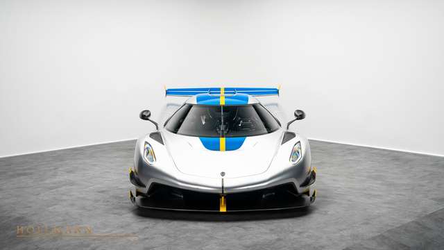 Koenigsegg Jesko Attack + Carbon Fibre + Bespoke +