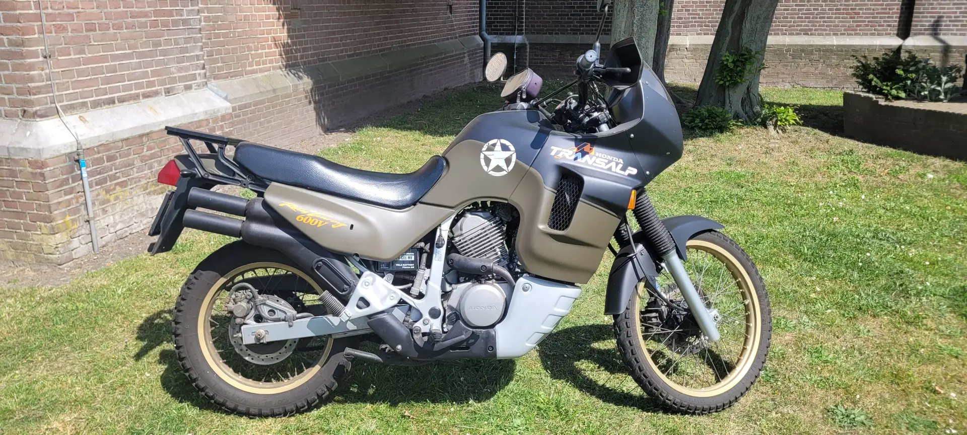 Honda Transalp XI600v Grün - 2