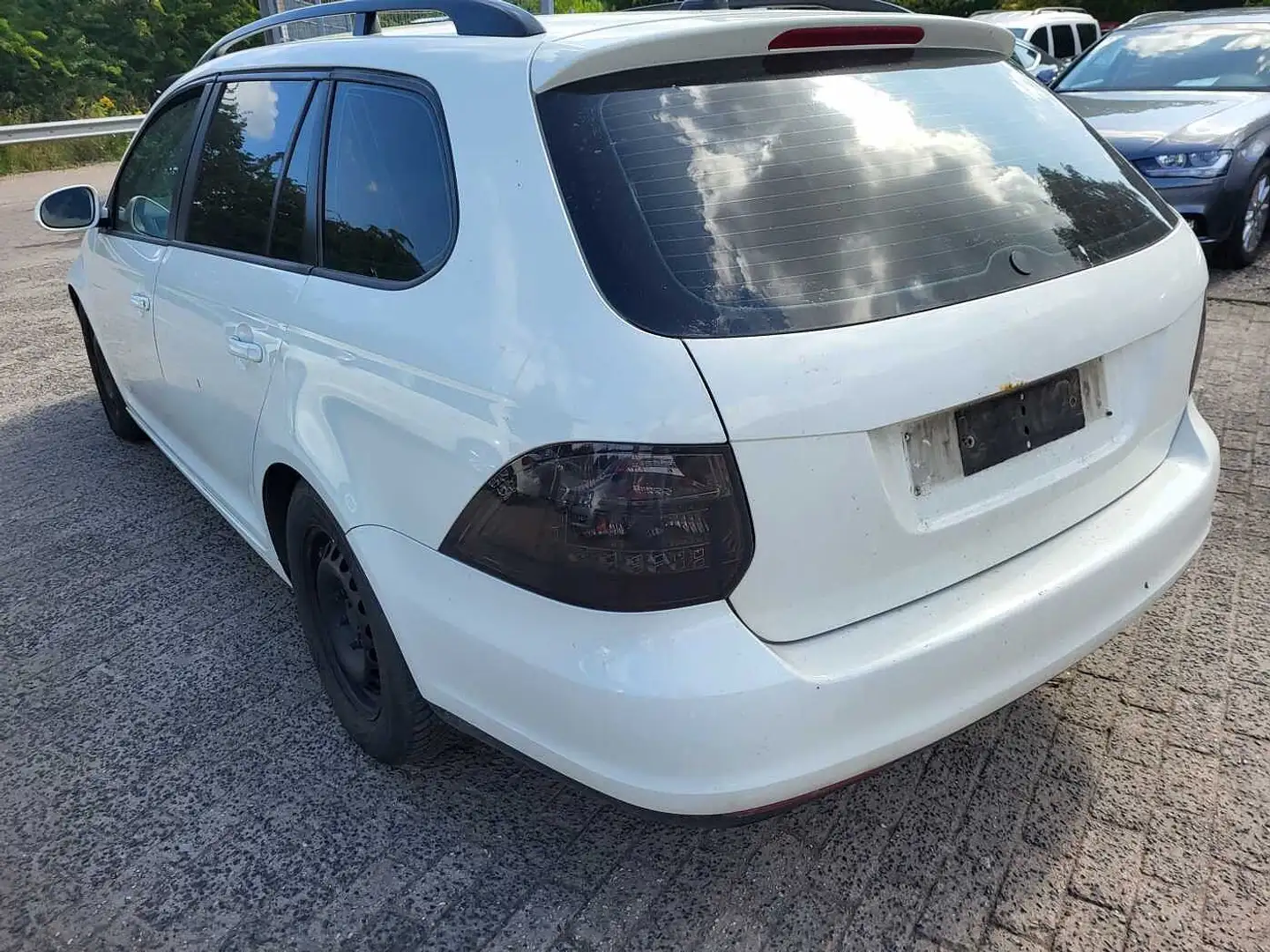 Volkswagen Golf V Variant Diesel 1.9 TDI DPF Comfortline Blanc - 2