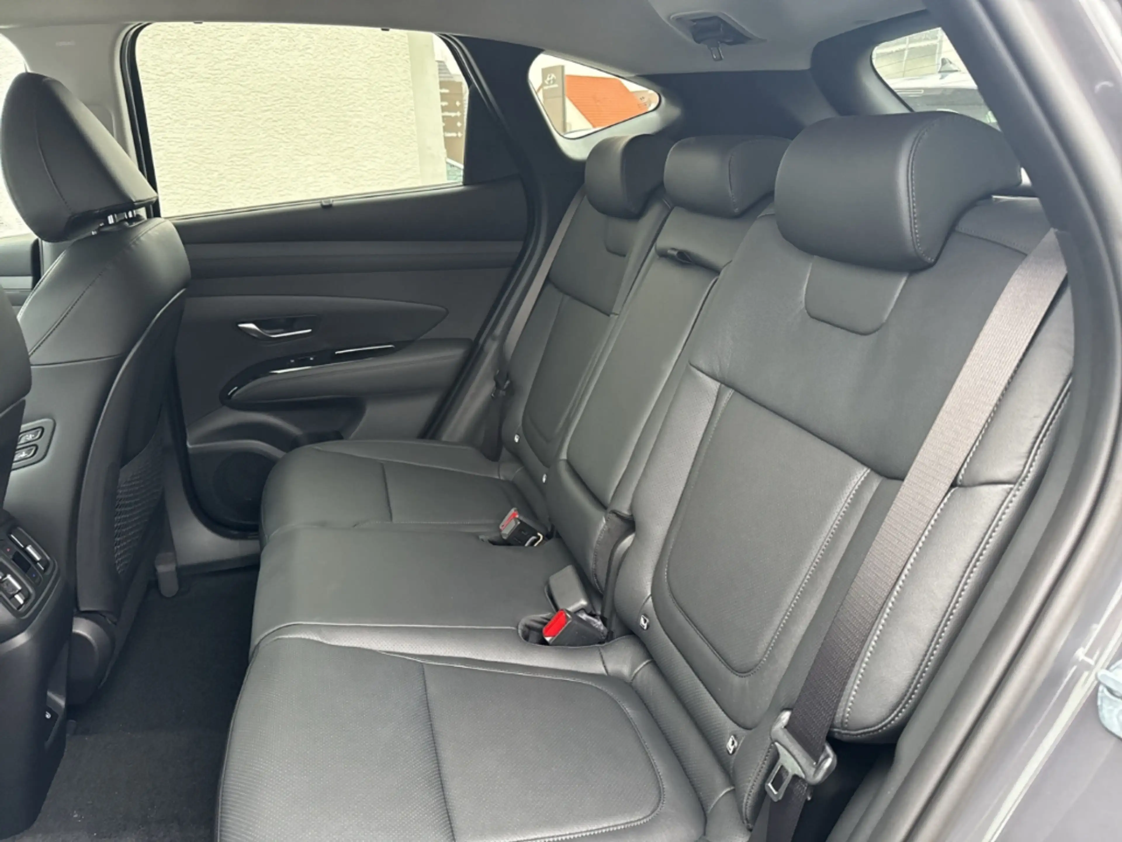Hyundai TUCSON Prime Plug-In Hybrid 4WD FL (MY25) Leder — photo 10