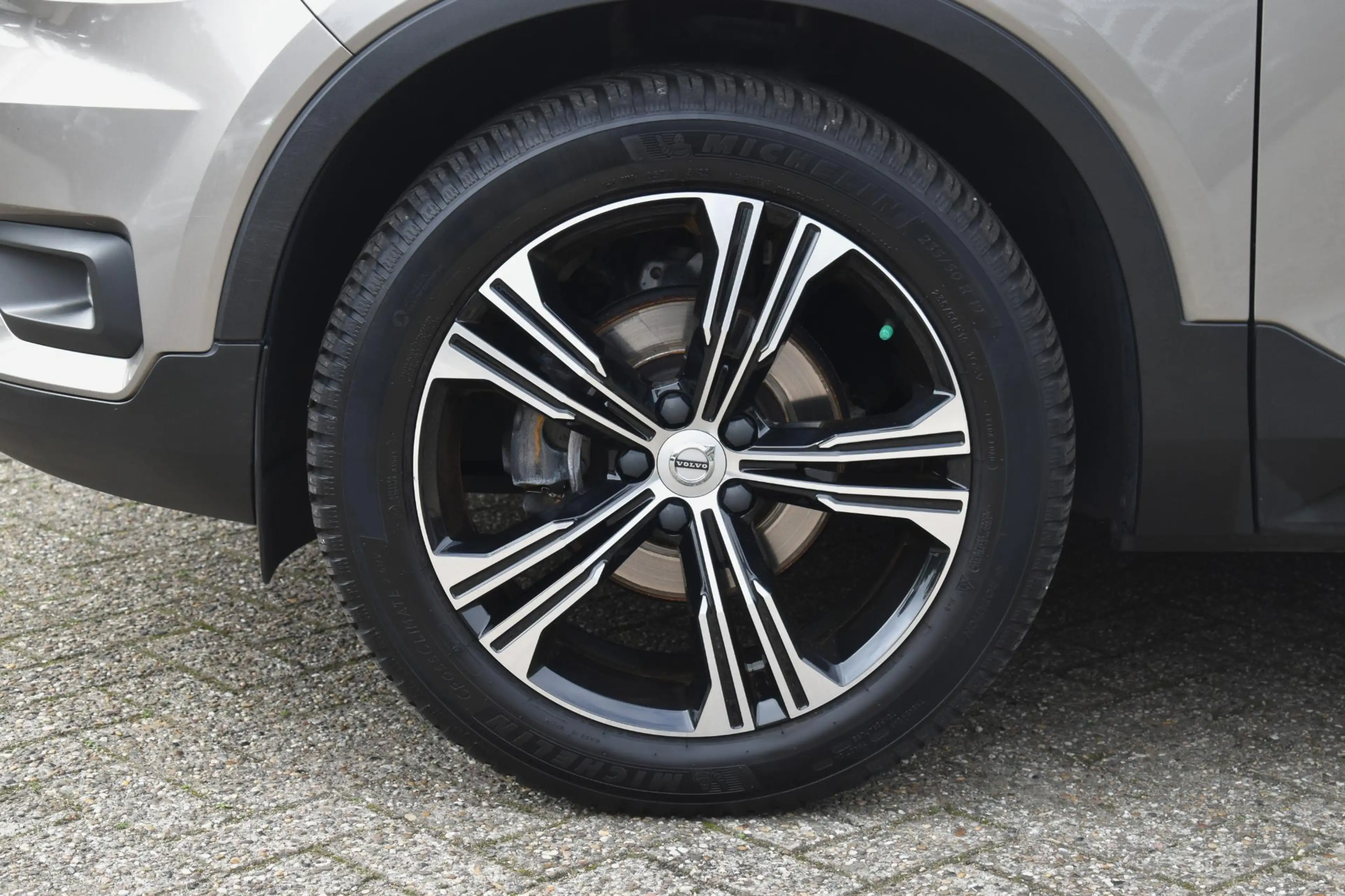 Volvo XC40 T3 Inscription | Panoramisch Schuif-/Kanteldak | H — photo 9
