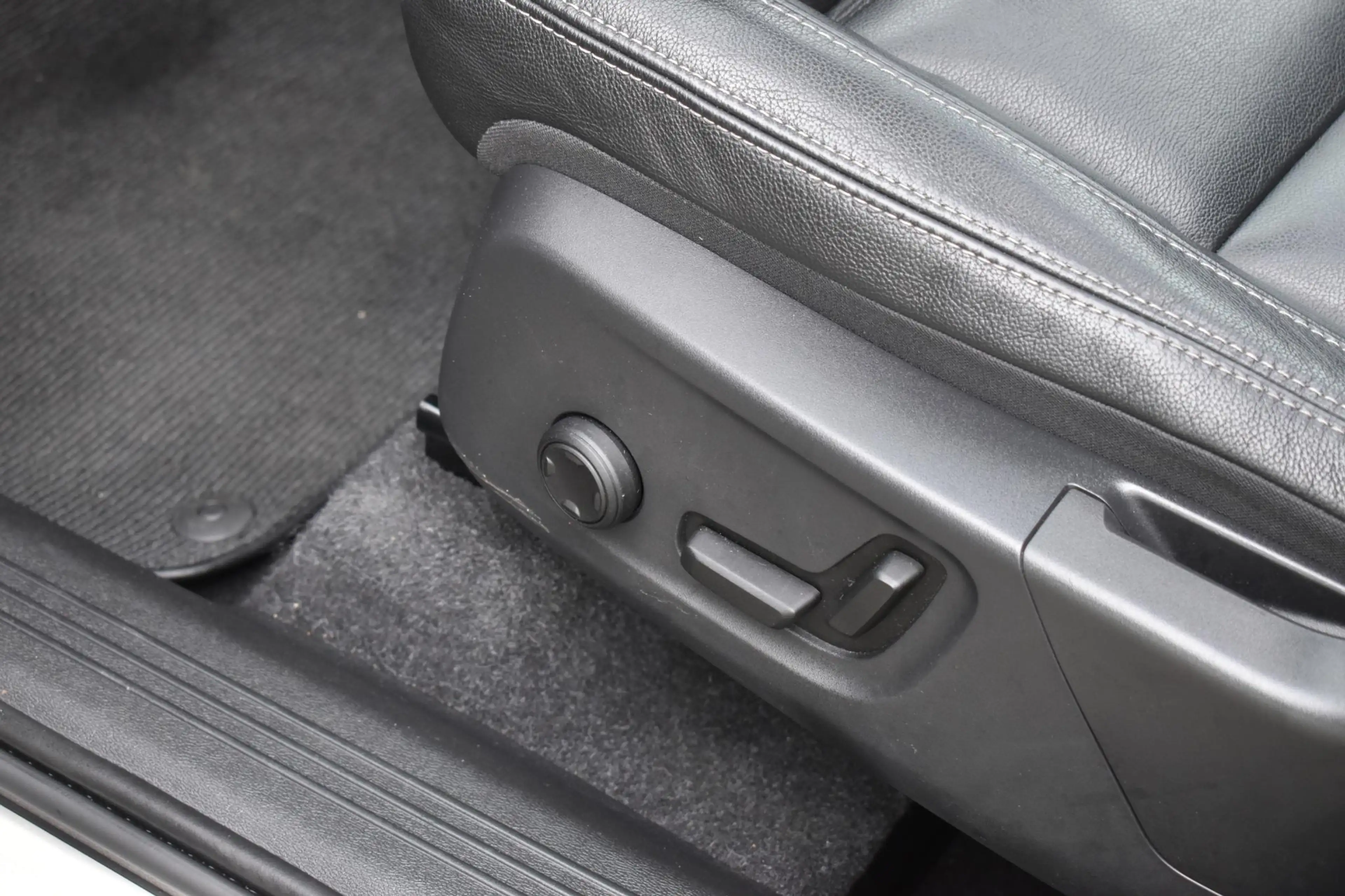Volvo XC40 T3 Inscription | Panoramisch Schuif-/Kanteldak | H — photo 11