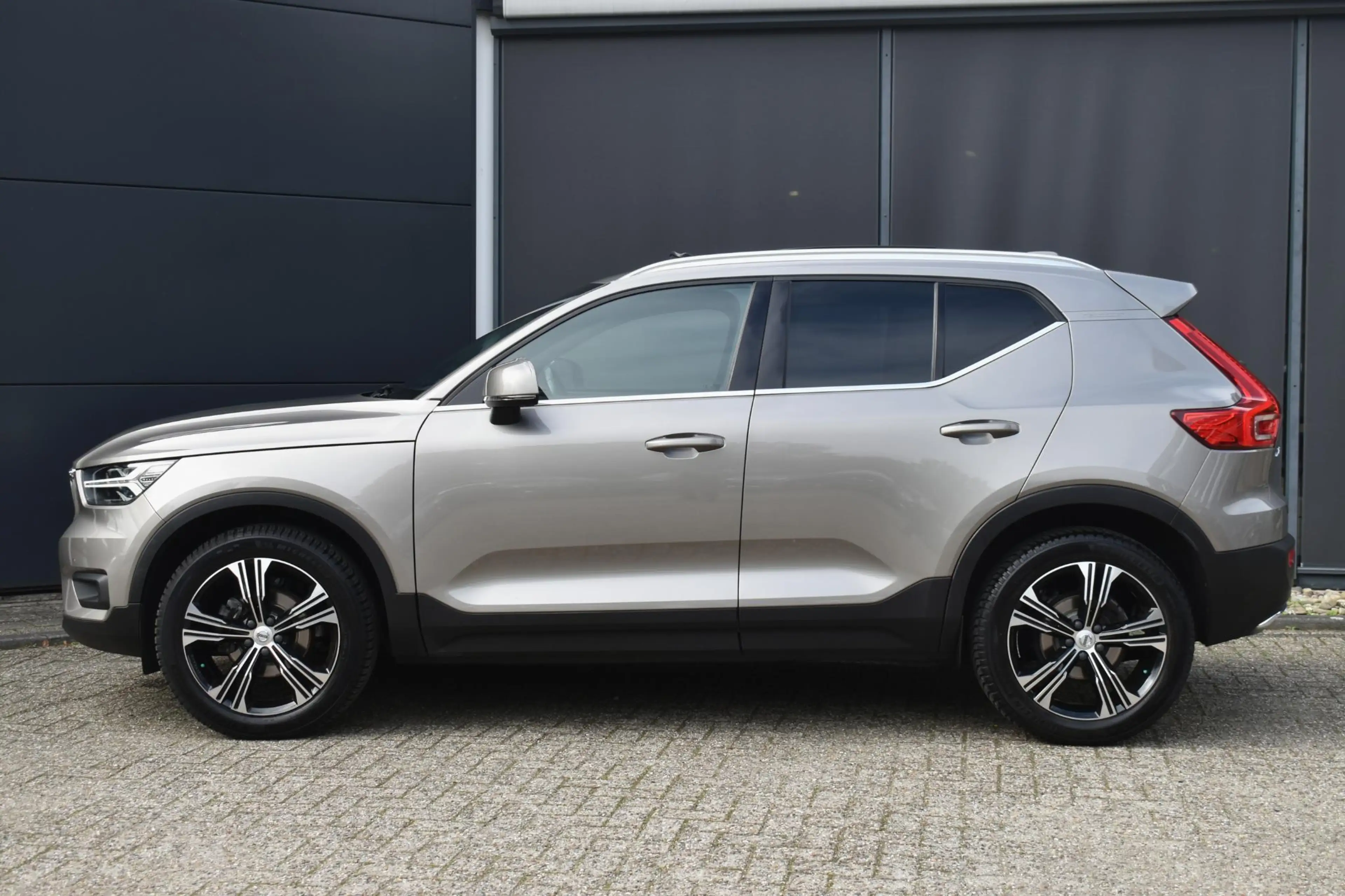 Volvo XC40 T3 Inscription | Panoramisch Schuif-/Kanteldak | H — photo 6