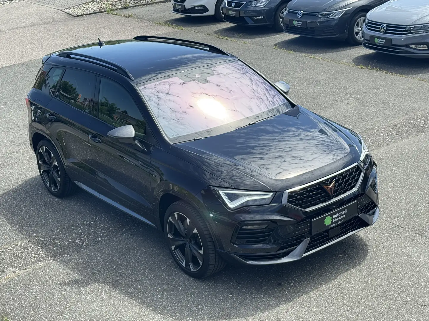 CUPRA Ateca 2.0 TSI AHK LED KAMERA NAVI ACC Schwarz - 1