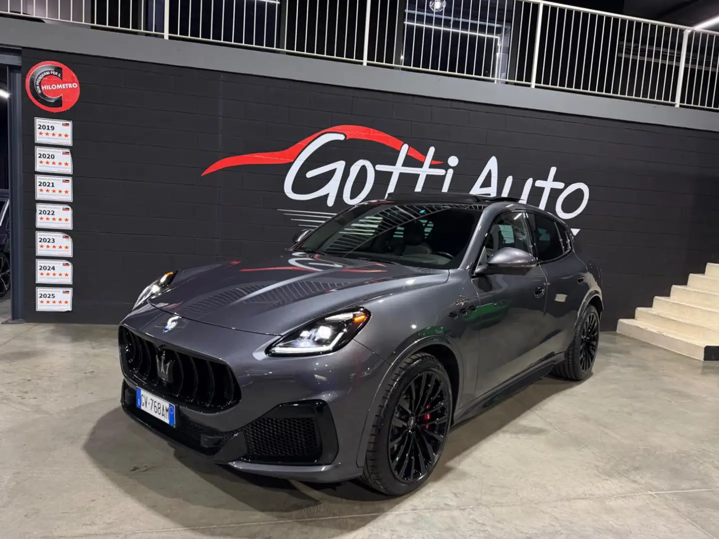 Maserati Grecale V6 530 CV TROFEO UNICOPRO GARANZIA IVA ESPOSTA Grigio - 1