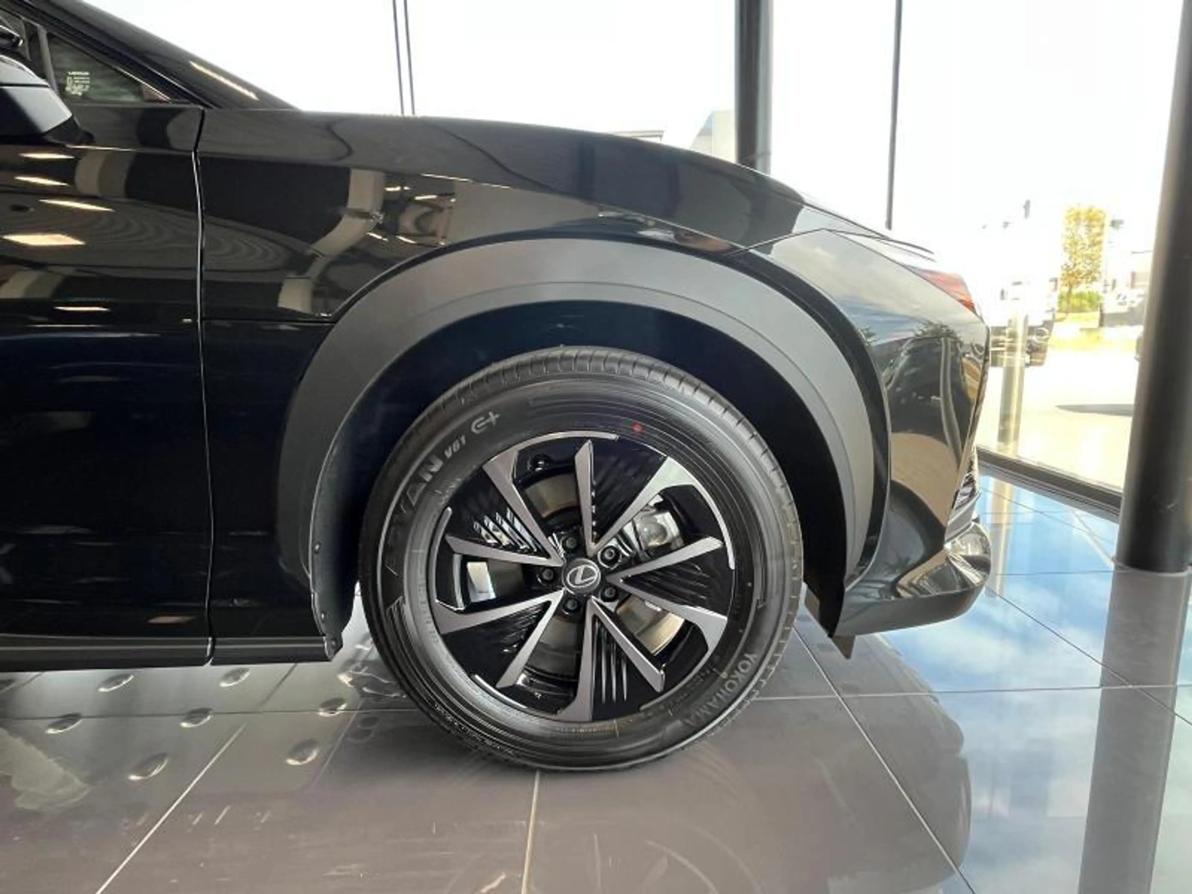 Lexus RZ EXECUTIVE RZ350E CVT — photo 4