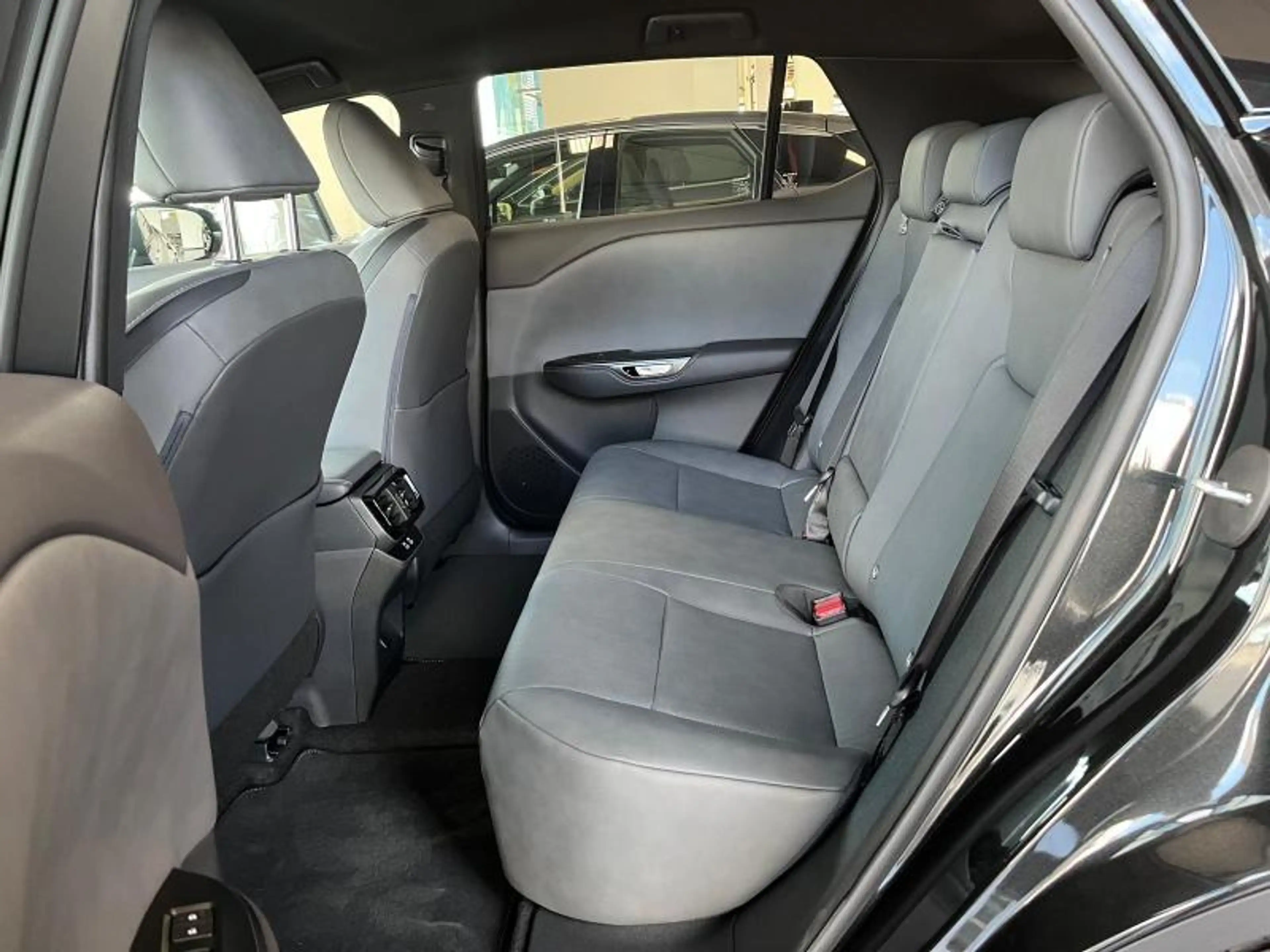 Lexus RZ EXECUTIVE RZ350E CVT — photo 12