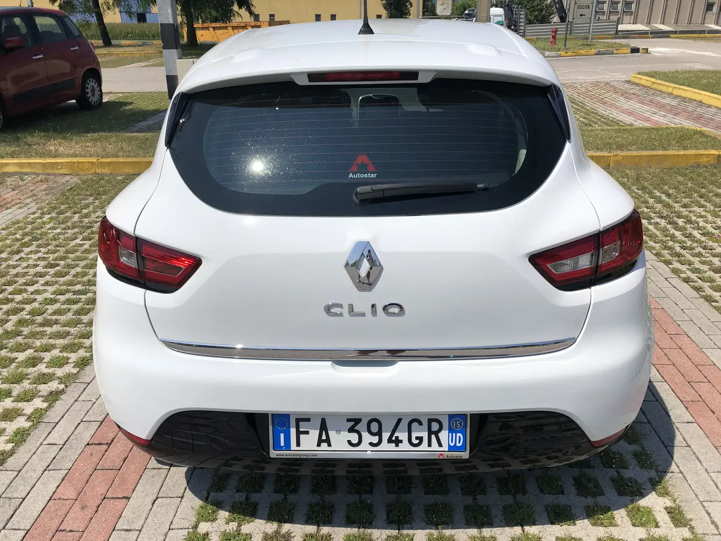 Renault Clio 5p 1.2 16v Live! - 2