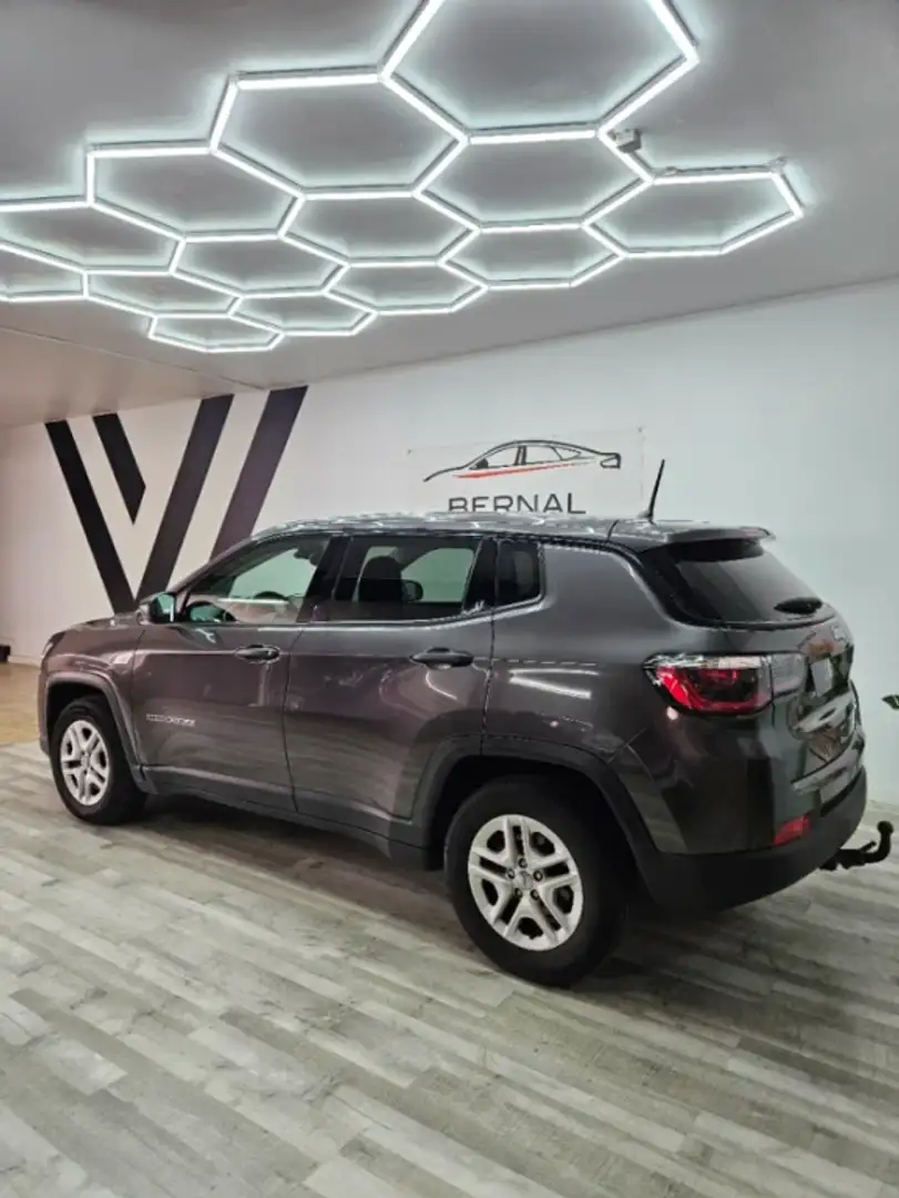 Jeep Compass 1.4 Multiair Sport 4x2 103kW Gris - 2