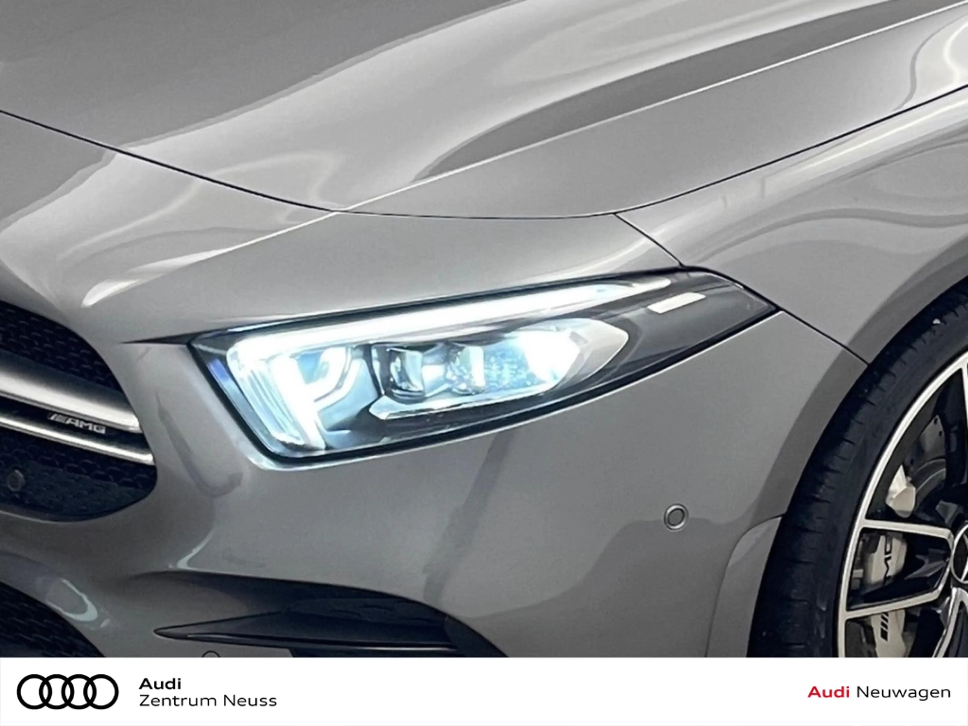 Mercedes-Benz A 35 AMG A-Klasse Limousine 4Matic PANO KAMERA AMG-NIGHT-PA — photo 4