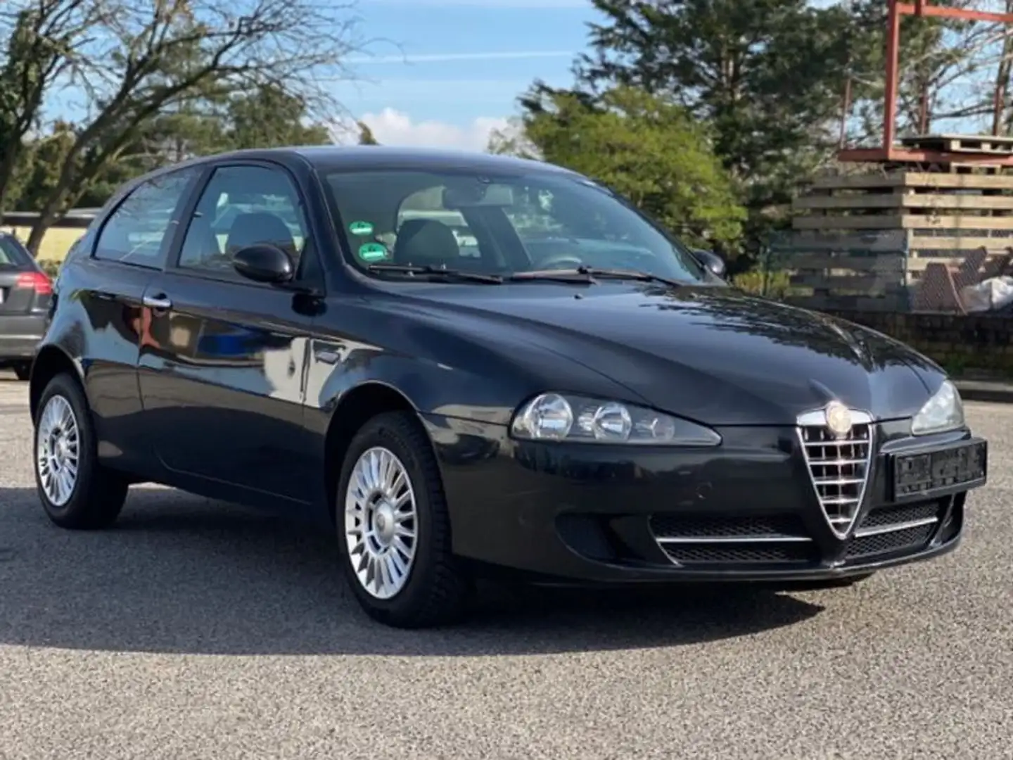 Alfa Romeo 147 1.6 Twin Spark ECO Distinctive - 2