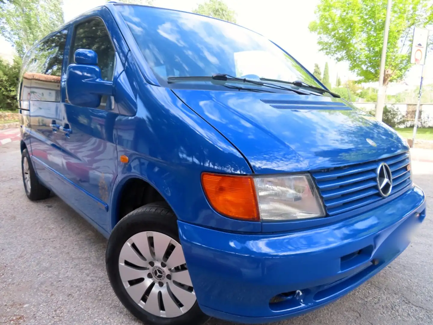 Mercedes-Benz V 220 CDI Fashion Azul - 1