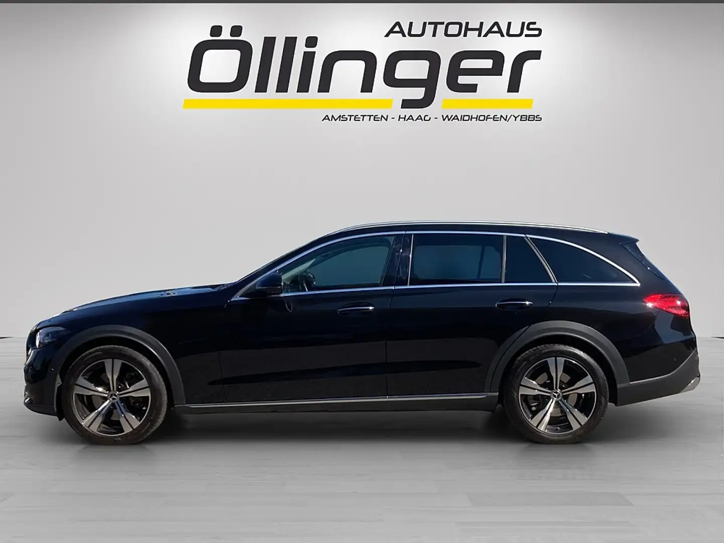 Mercedes-Benz C 200 T 4Matic All-Terrain Aut. Schwarz - 2
