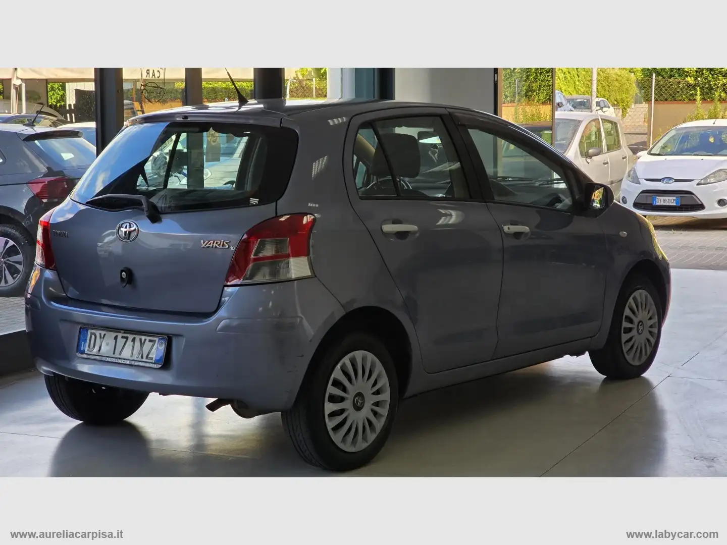 Toyota Yaris 1.0 5p. Sol Grigio - 2
