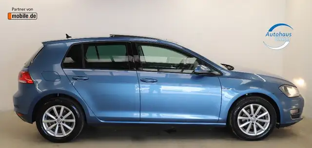 Volkswagen Golf view 5