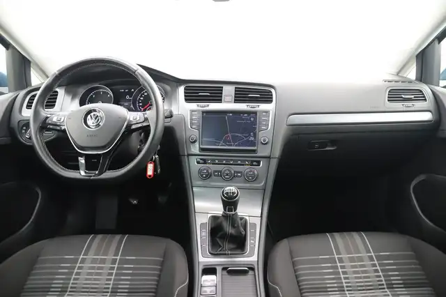 Volkswagen Golf view 15
