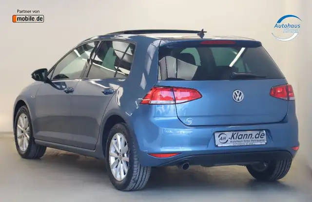 Volkswagen Golf view 6