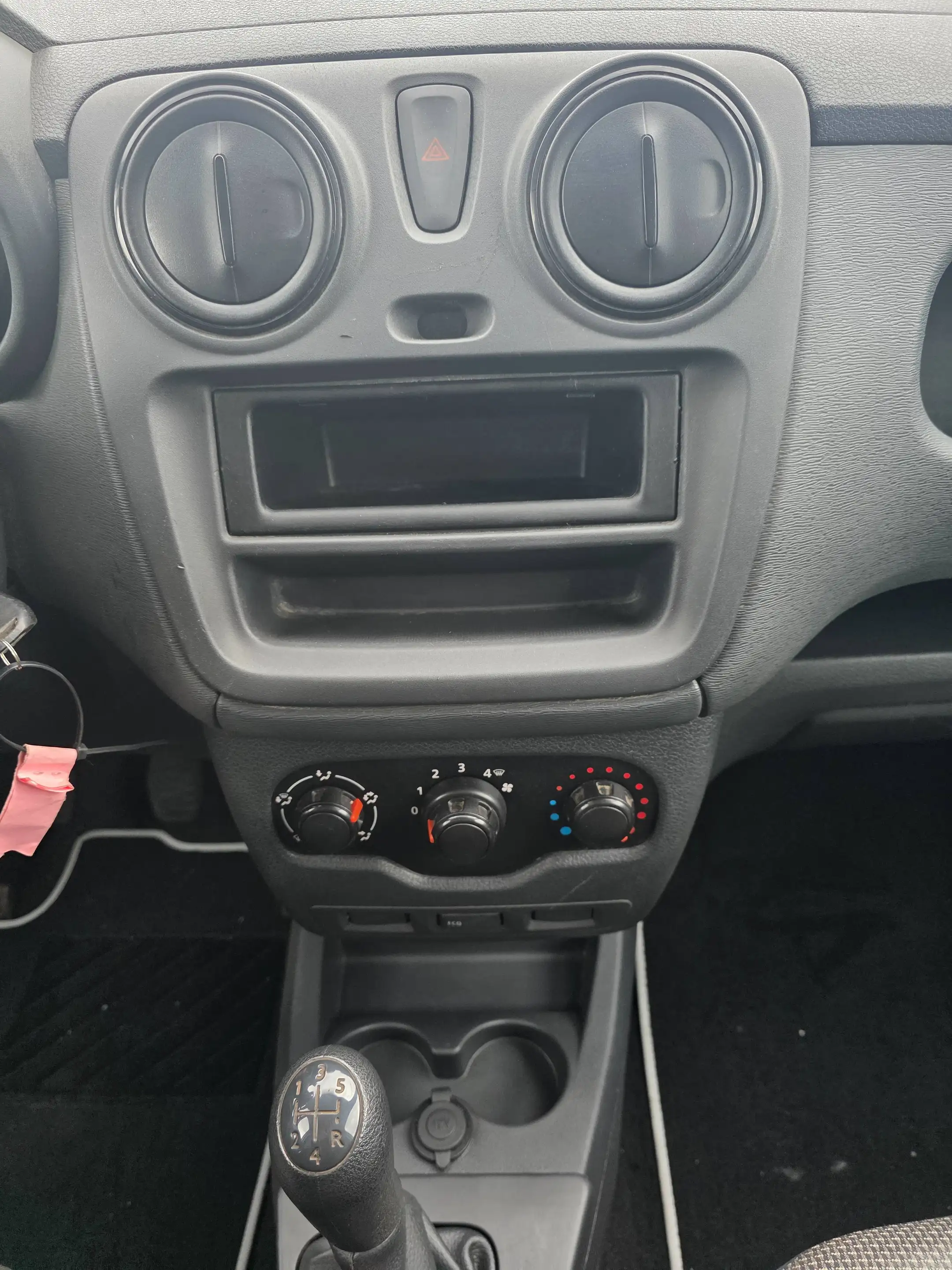 Dacia Dokker Essentiel — photo 15