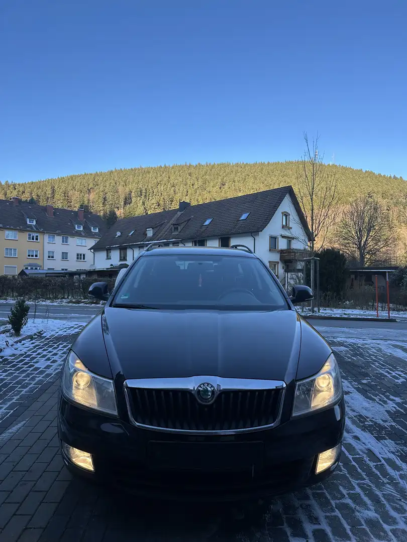 Skoda Octavia Combi 1.6 TDI TÜV NEU! Schwarz - 2