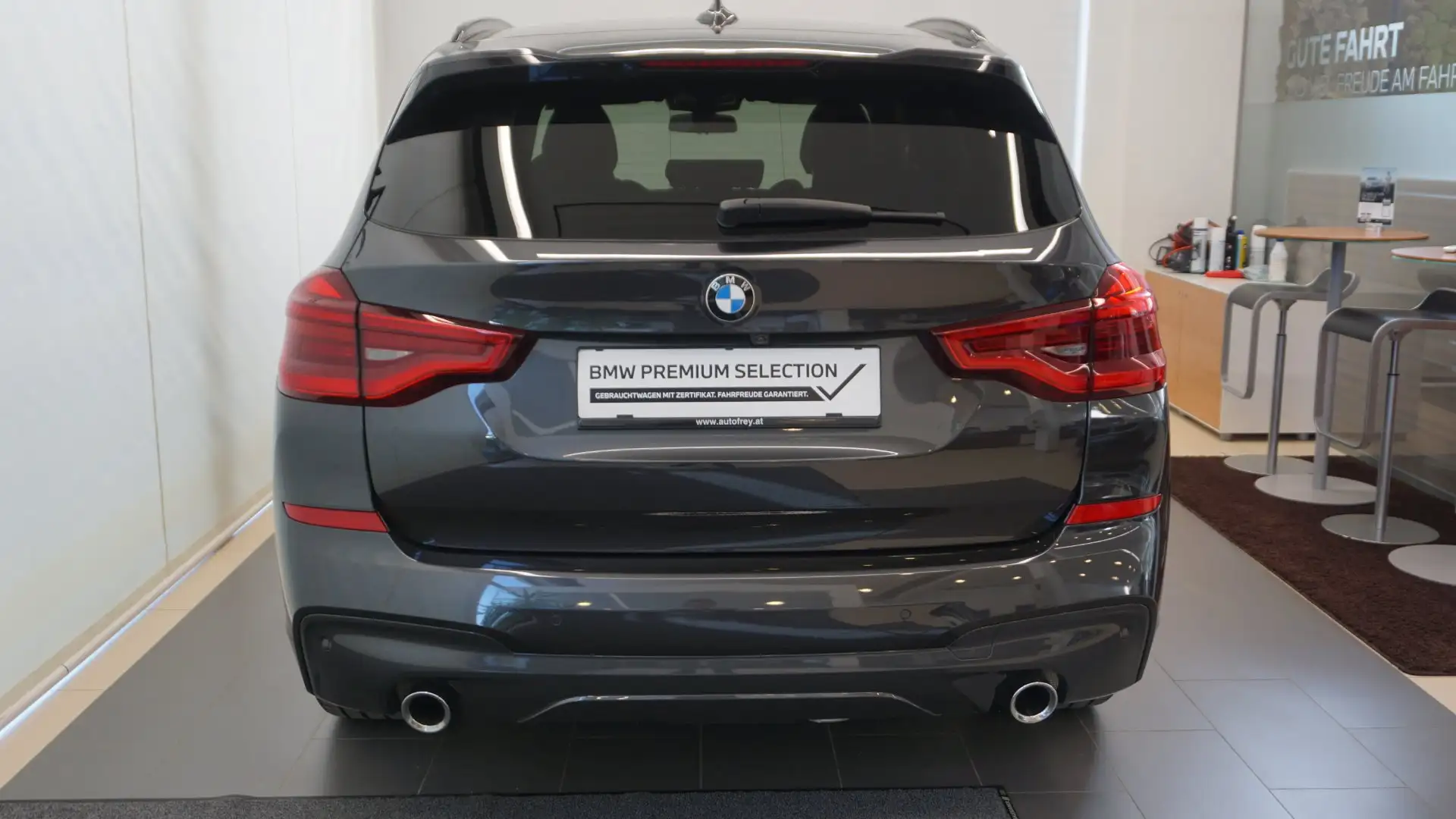 BMW X3 xDrive20d Grau - 2