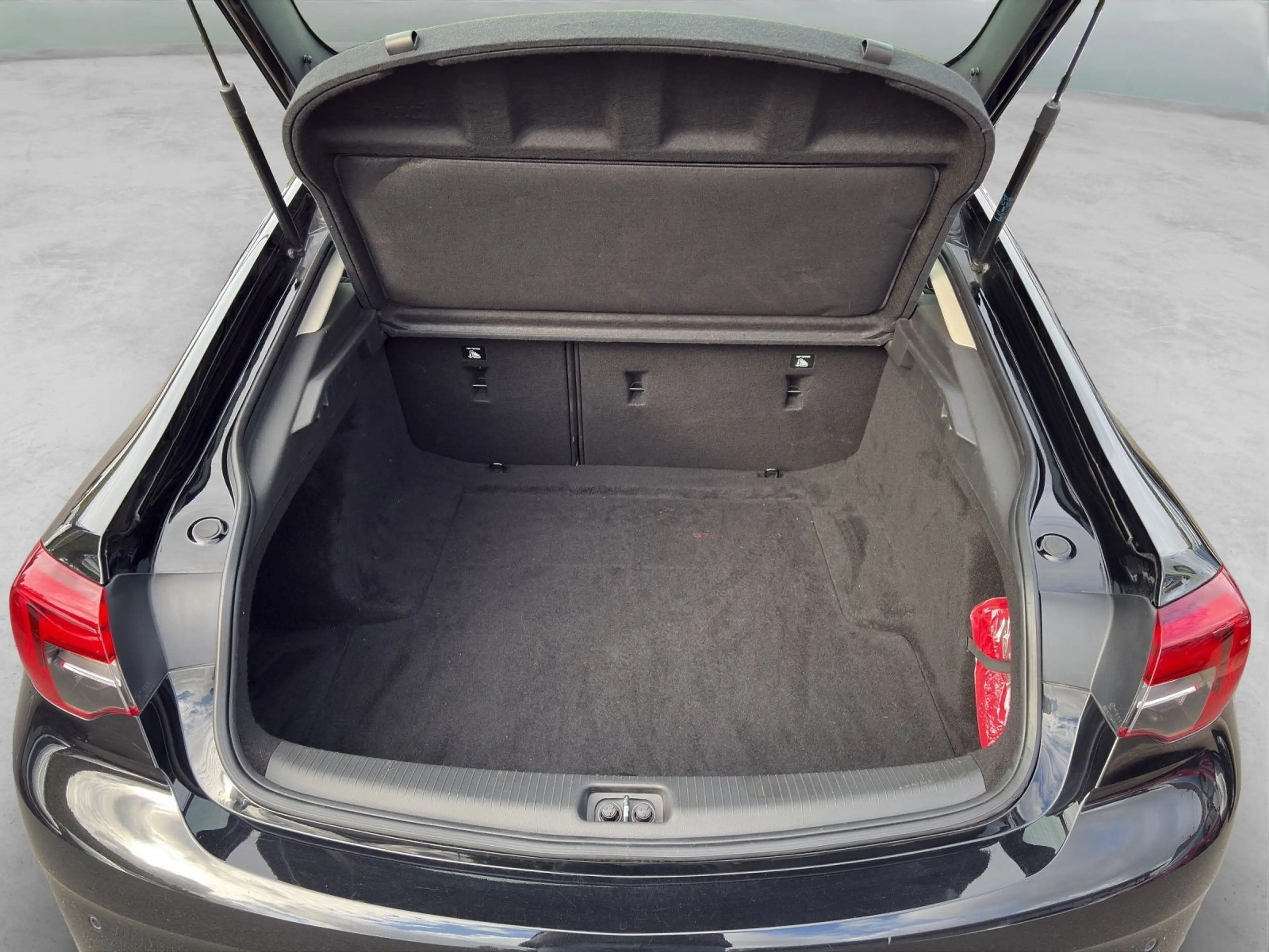 Opel Insignia Grand Sport Edition*SHZ*Kamera*Navi*PDC — photo 6