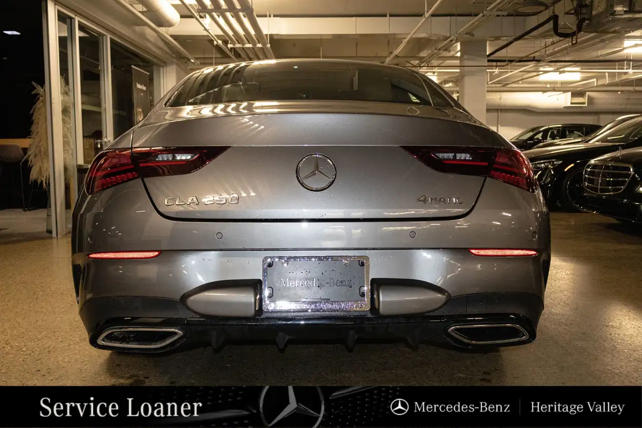Mercedes-Benz CLA снимка Mercedes-Benz CLA